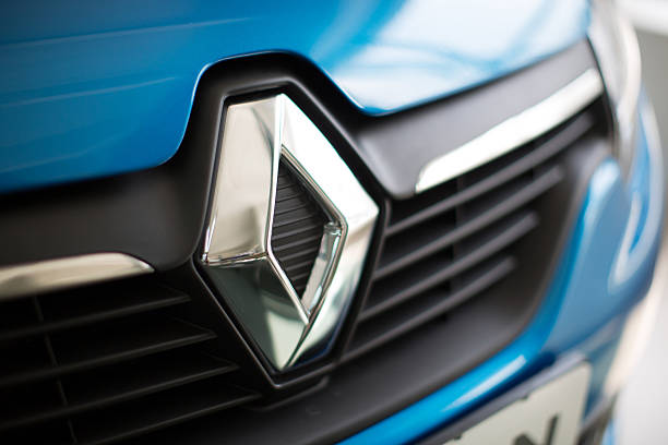 Renault’da Fırtına: Yönetim Zirvesinde Büyük Değişim